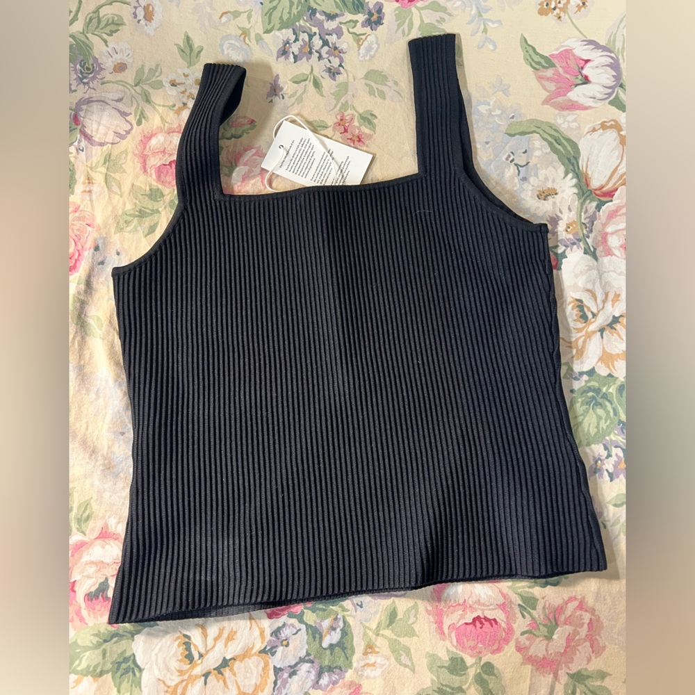 Black Ribbed Tank Top - Picture 8 of 16
